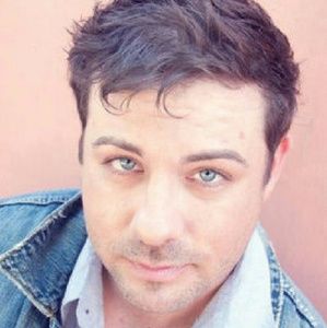 Meet your Posher, Travis