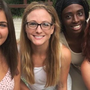 Meet your Posher, Liz