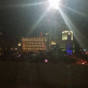 Meet your Posher, Gloria