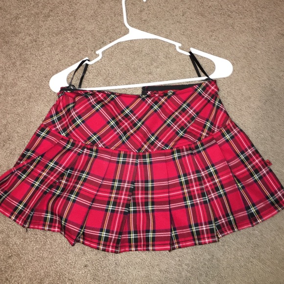 Red plaid skirt, size XS