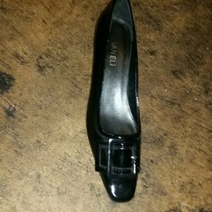 Vaneli dress shoes