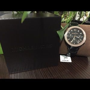 MK Women's parker black watch