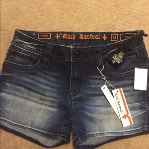 Rock revival shorts size 31