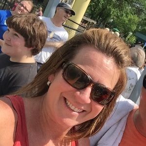 Meet your Posher, Melissa