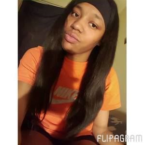 Meet your Posher, Mercedes