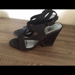 7 For All Mankind Heels!