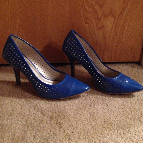 4in blue stilettos