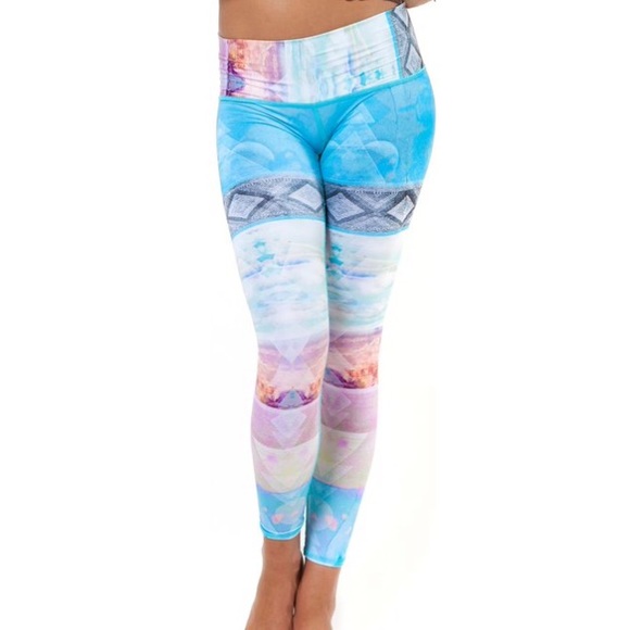 Teeki Yoga Leggings - Tarot Magick Pattern