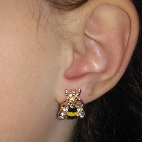 🦄Cute Small Insect  Bee Stud Earrings - Picture 3 of 3
