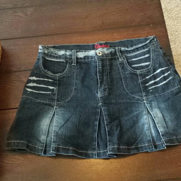 Rare Buckle skirt Destiny size 9 - Picture 1 of 3
