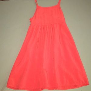 Really cute dress!