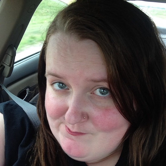 Meet your Posher, Katelyn