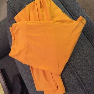 OS Gold LulaRoe leggings