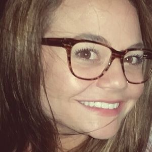 Meet your Posher, Carmen