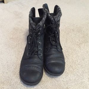 FLASH SALE! Combat boots