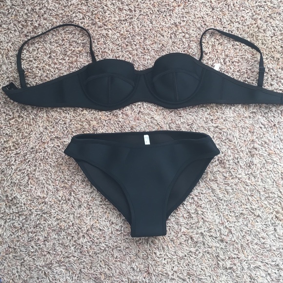 Neoform bikini set