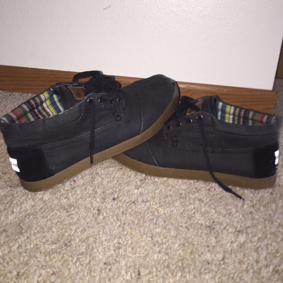 Toms