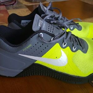 Nike metcons 2