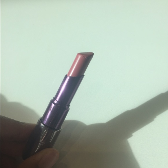 Urban Decay lipstick - Fiend - Picture 1 of 4