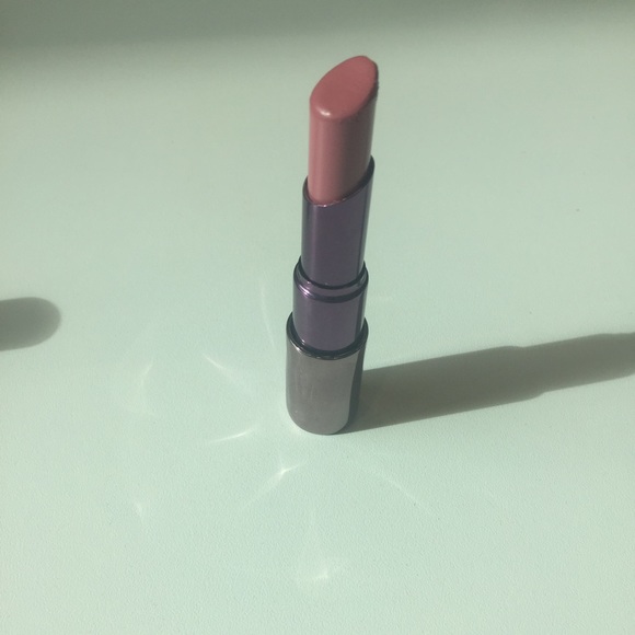 Urban Decay lipstick - Fiend - Picture 3 of 4