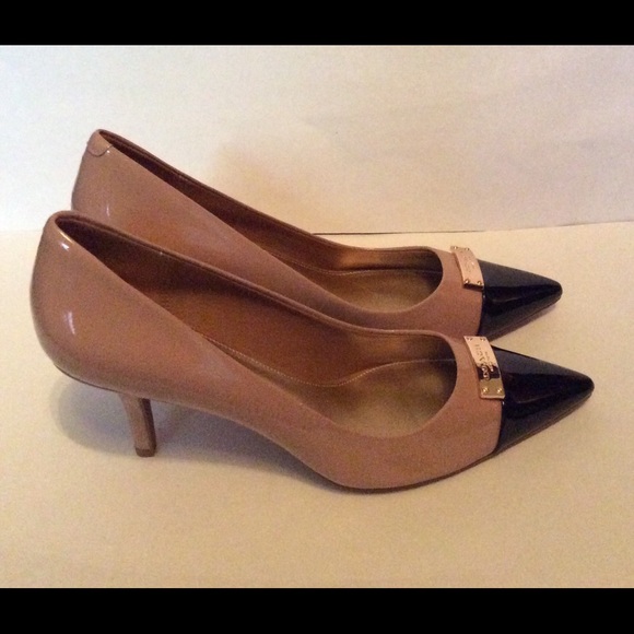 Coach Patent Leather Heels Blush Black NIB - Picture 3 of 4