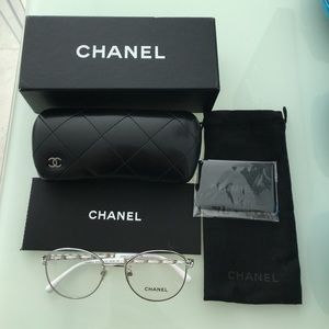 CHANEL glasses
