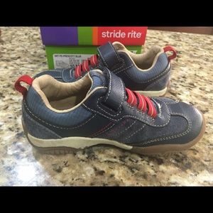 Stride Rite Boys shoes size 10M