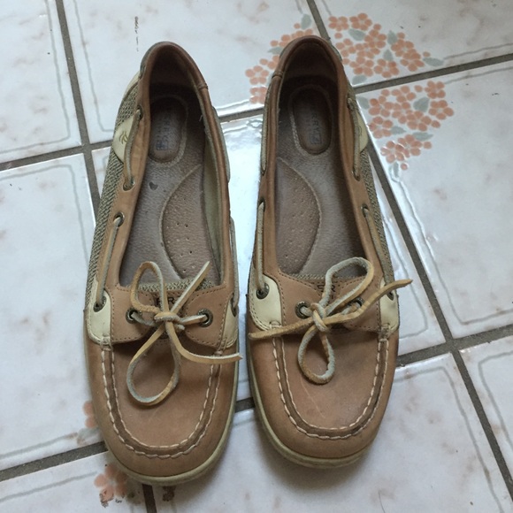 Sperry top siders !