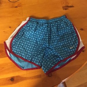 Youth Large Nike shorts