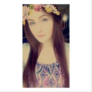 Meet your Posher, Carla