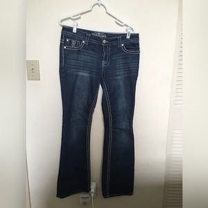 Boot cut jeans