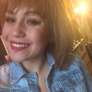 Meet your Posher, Jessica