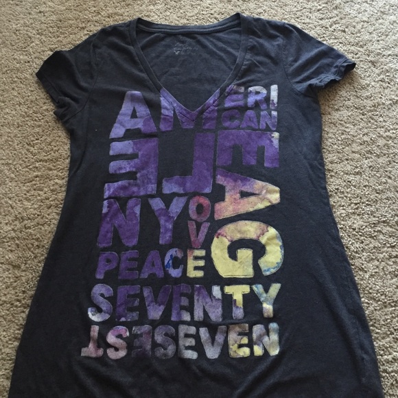 American eagle outfitters t-shirt