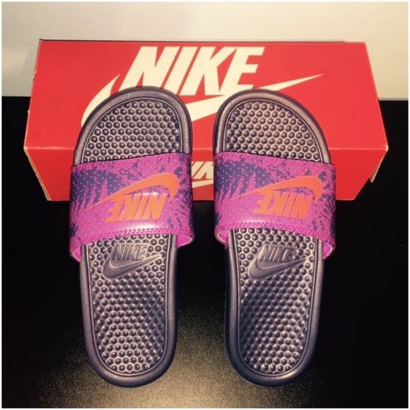 Nike Shoes - New || Nike Benassi JDI Women's Sandal || 6