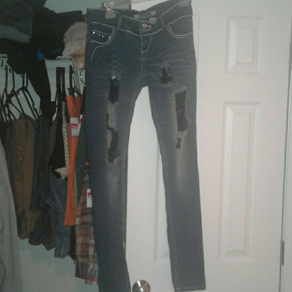 Cut up blue jeans - Picture 1 of 3