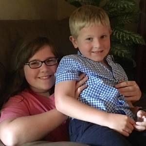 Meet your Posher, Courtney