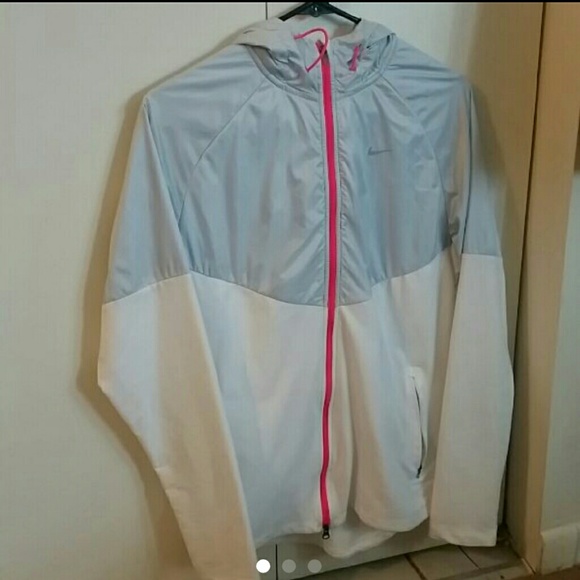 Women's Nike running jacket size L
