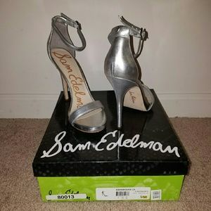 SEXY STILETTO SILVER SANDALS