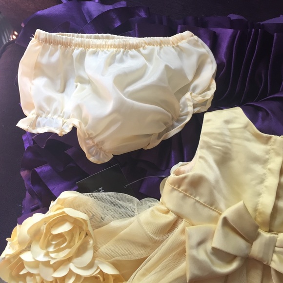 Easter dress SALE!  Baby girl yellow fancy dress - Picture 4 of 4