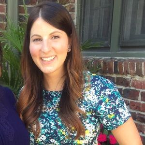 Meet your Posher, Elizabeth