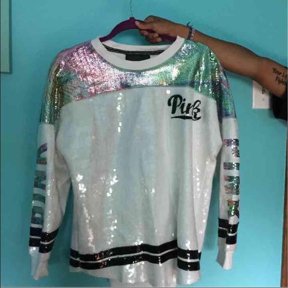 VS PINK LIMITED RELASE 001