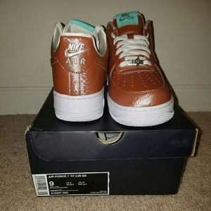 NIKE Air Force 1 '07 LV8 QS MEN
