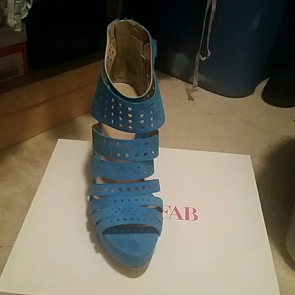 Just Fab heels - Picture 2 of 4