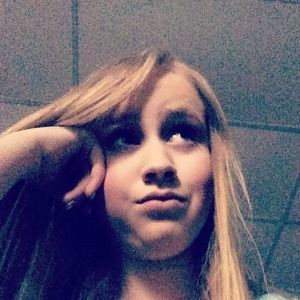 Meet your Posher, Abbi