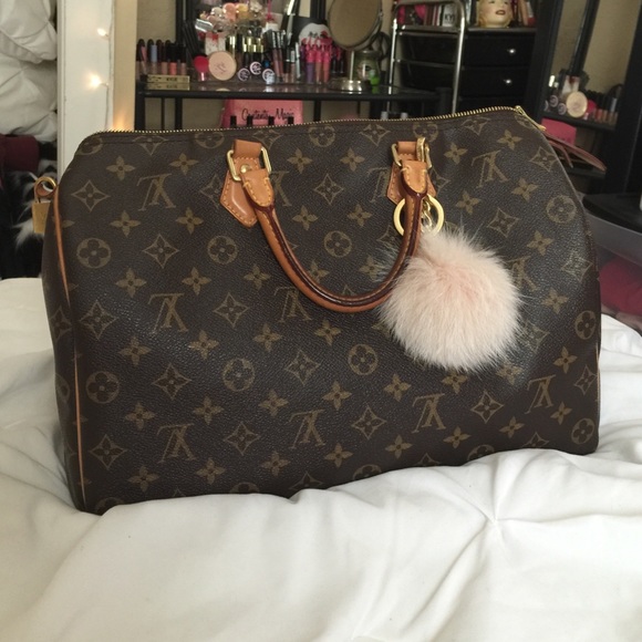 Louis Vuitton Monogram Speedy 35