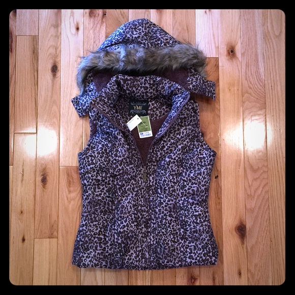Brand new leopard print vest with hood