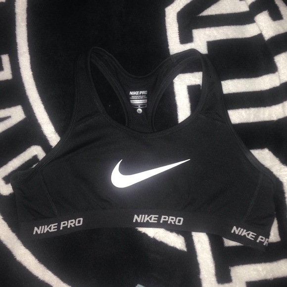 nike pro sports bra girls L
