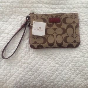 ❗25% off❗️NWT Coach Wristlet