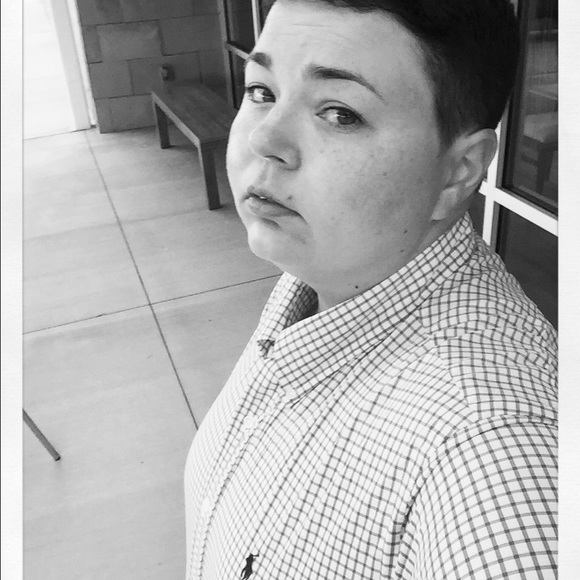 Meet your Posher, Nikki - Picture 2 of 4