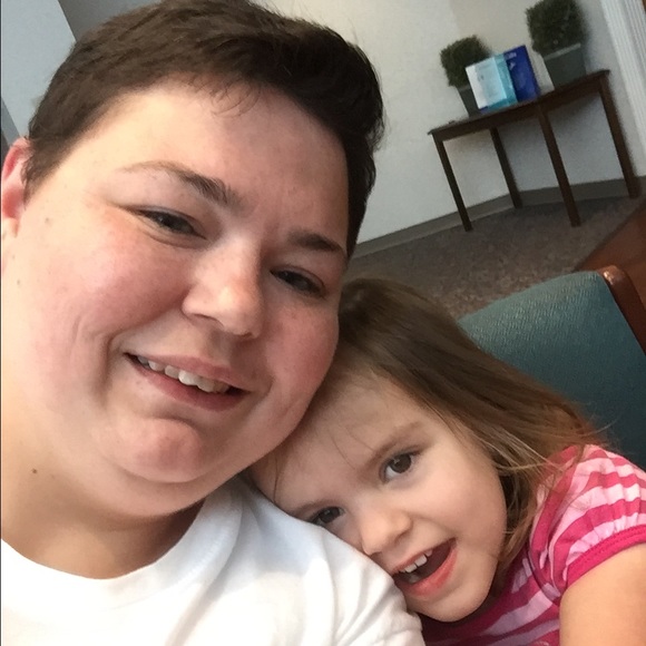 Meet your Posher, Nikki - Picture 4 of 4